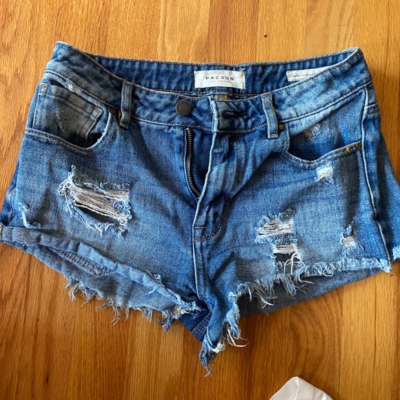 Jean shorts - Picture 2 of 3